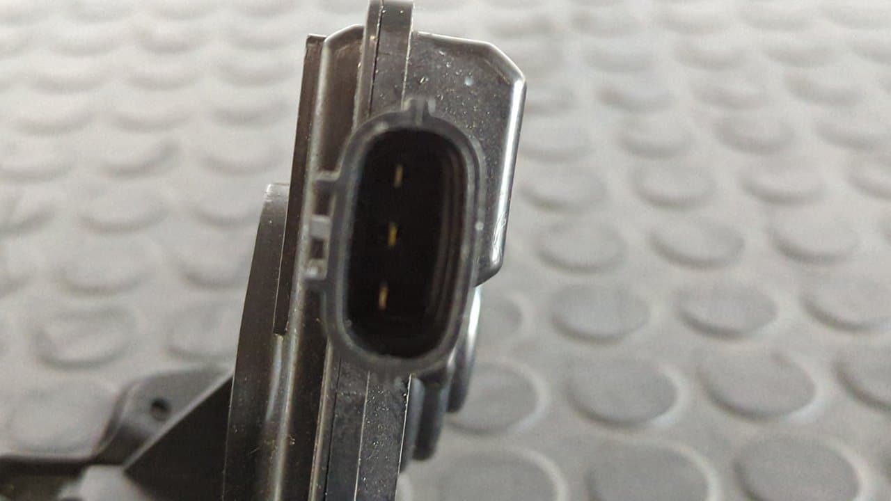 Recambio de CERRADURA MALETERO / PORTON para TOYOTA AURIS 1.4 Turbodiesel CAT 1ND referencia OEM IAM T3 - BLANCO 5