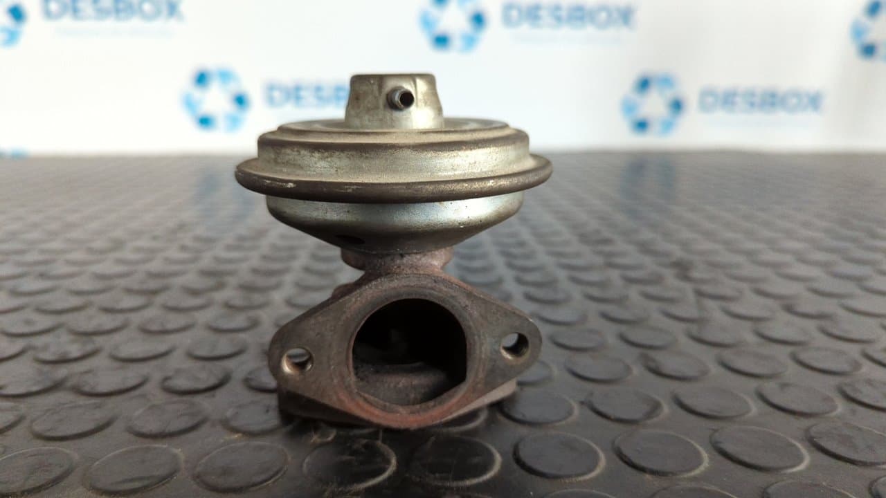 Recambio de VALVULA EGR para CHRYSLER VOYAGER (RG) 2.5 CRD Executive VM07C referencia OEM IAM 49002013F - GRIS