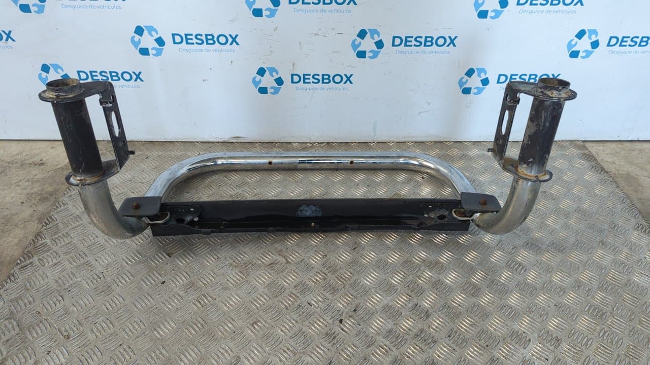 Recambio de DEFENSA DELANTERA para TOYOTA HILUX (KUN) Double Cab 4X4 2L-TE - VERDE 6