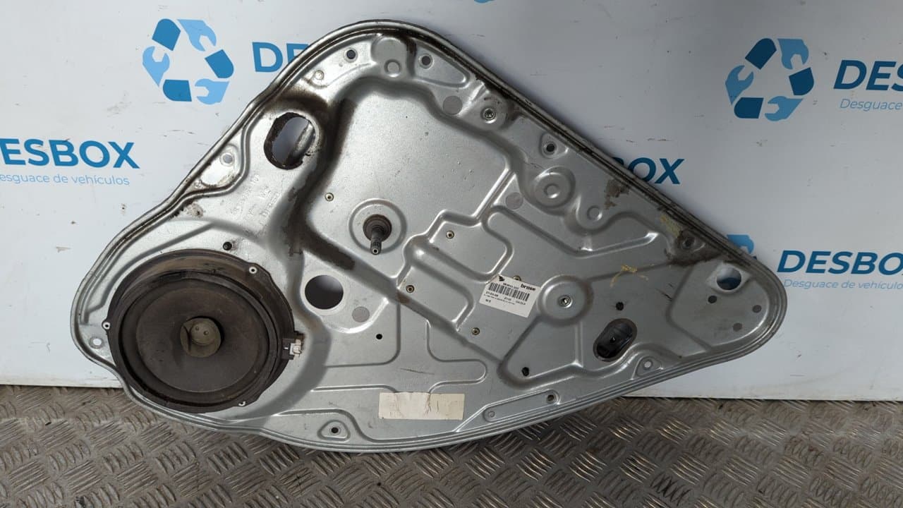 Recambio de ELEVALUNAS TRASERO DERECHO para FORD FOCUS LIM. (CB4) 1.6 TDCi CAT HHDA referencia OEM IAM 4M51A045H22B - BLANCO 2
