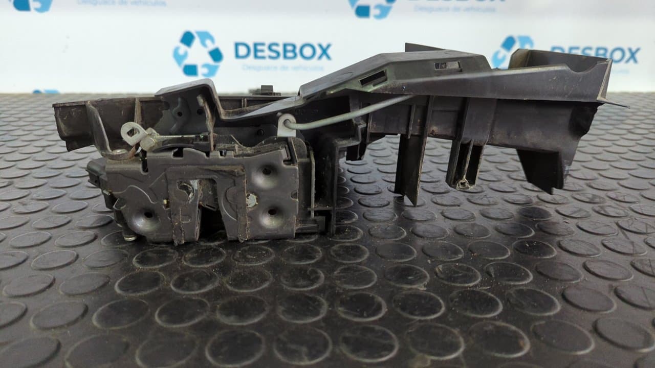 Recambio de CERRADURA PUERTA DELANTERA DERECHA para FORD FOCUS LIM. (CB4) Titanium G8DB referencia OEM IAM 3M5AR21813ET - GRIS 7