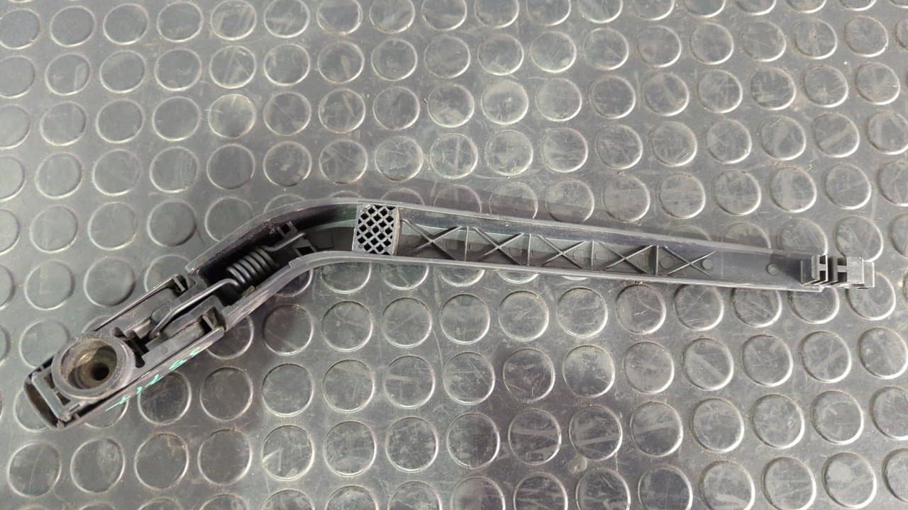 Recambio de BRAZO LIMPIA TRASERO para TOYOTA AURIS 1.4 Turbodiesel CAT 1ND referencia OEM IAM 06962 - BLANCO 3