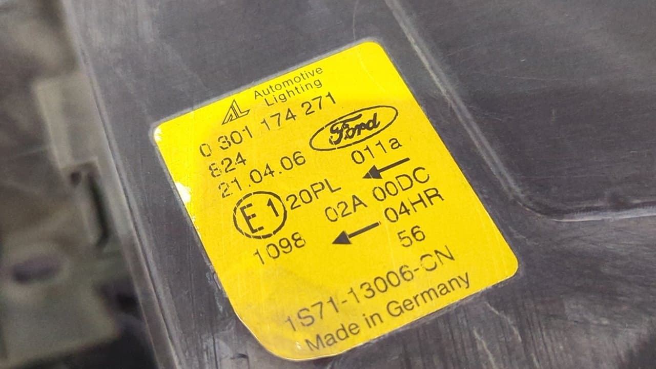 Recambio de FARO IZQUIERDO para FORD MONDEO TURNIER (GE) Futura QJBB referencia OEM IAM 1S7113006CN - AZUL 11
