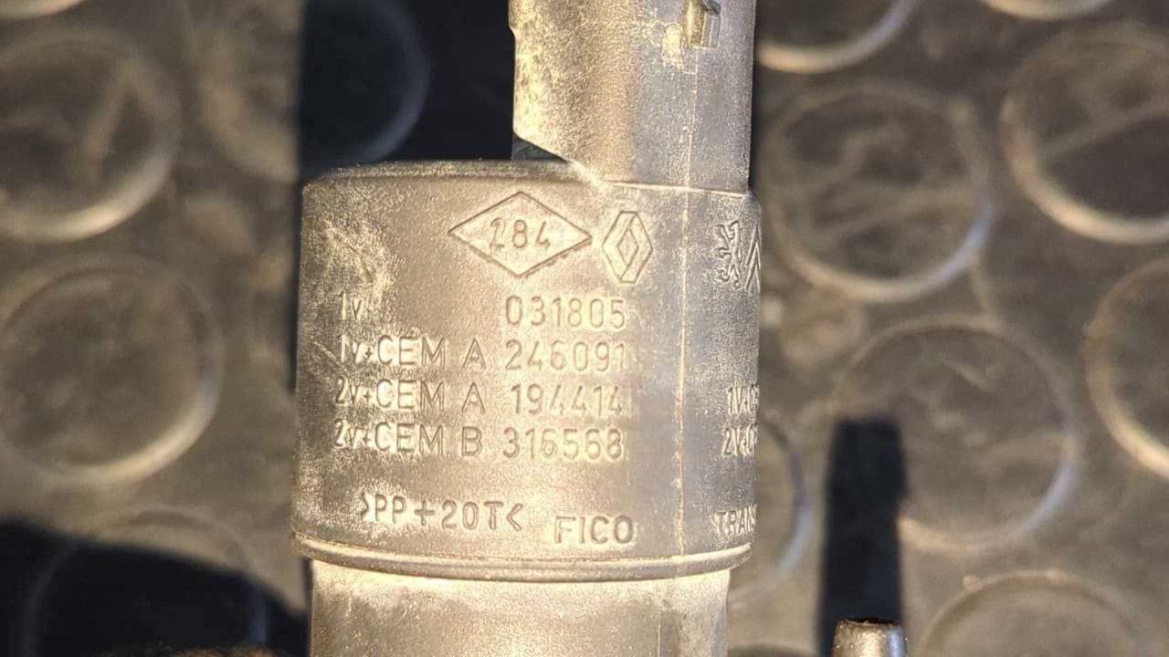 Recambio de BOMBA LIMPIA para NISSAN INTERSTAR MOD. 04 (X70) 2.5 dCi Diesel CAT G9UA7 referencia OEM IAM 031805 - BLANCO 7
