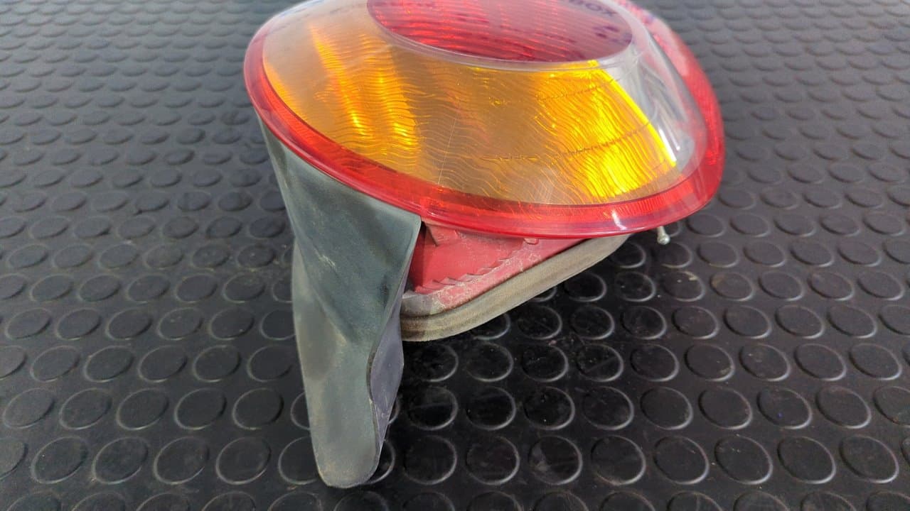 Recambio de PILOTO TRASERO IZQUIERDO para RENAULT GRAND MODUS Authentique K9KT7 referencia OEM IAM 62456 4