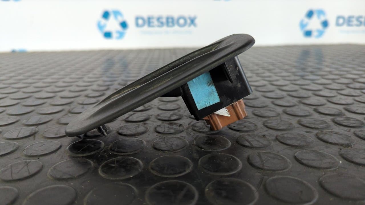 Recambio de MANDO ELEVALUNAS DELANTERO DERECHO para NISSAN INTERSTAR MOD. 04 (X70) 2.5 dCi Diesel CAT G9UA7 referencia OEM IAM 8200206603 - BLANCO 6