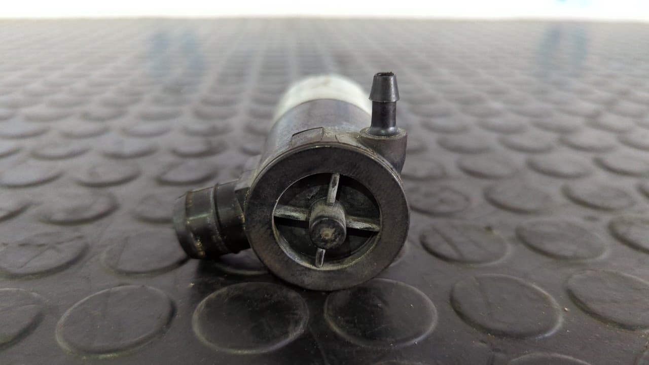 Recambio de BOMBA LIMPIA para TOYOTA AURIS 1.4 Turbodiesel CAT 1ND referencia OEM IAM 071231A - BLANCO 6