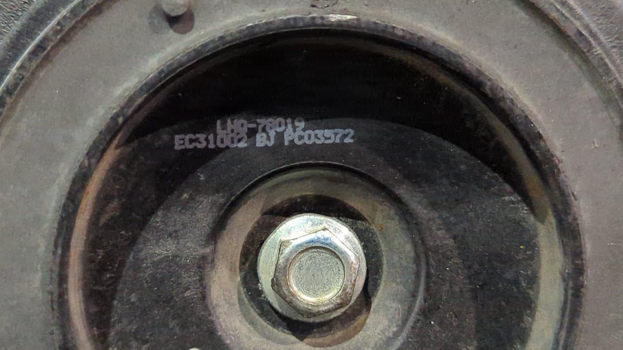 Recambio de COMPRESOR AIRE ACONDICIONADO para AUDI A4 AVANT (B5) 2.5 V6 24V TDI AFB referencia OEM IAM EC31002 - NEGRO 2