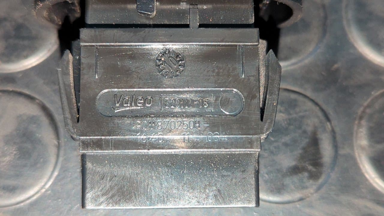 Recambio de INTERRUPTOR para DACIA SANDERO Ambiance K7M710 referencia OEM IAM E2311115 - ROJO 4