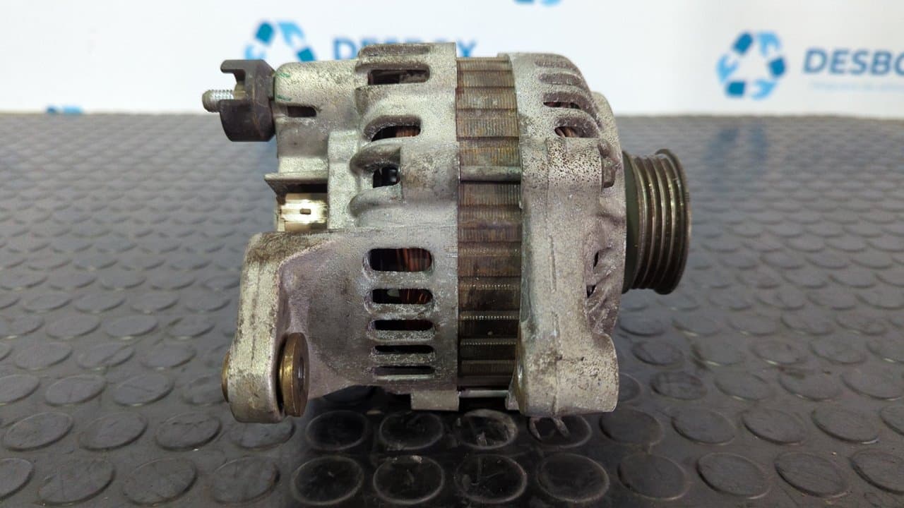 Recambio de ALTERNADOR para DACIA SANDERO K7M710 referencia OEM IAM 231002582R - ROJO 3