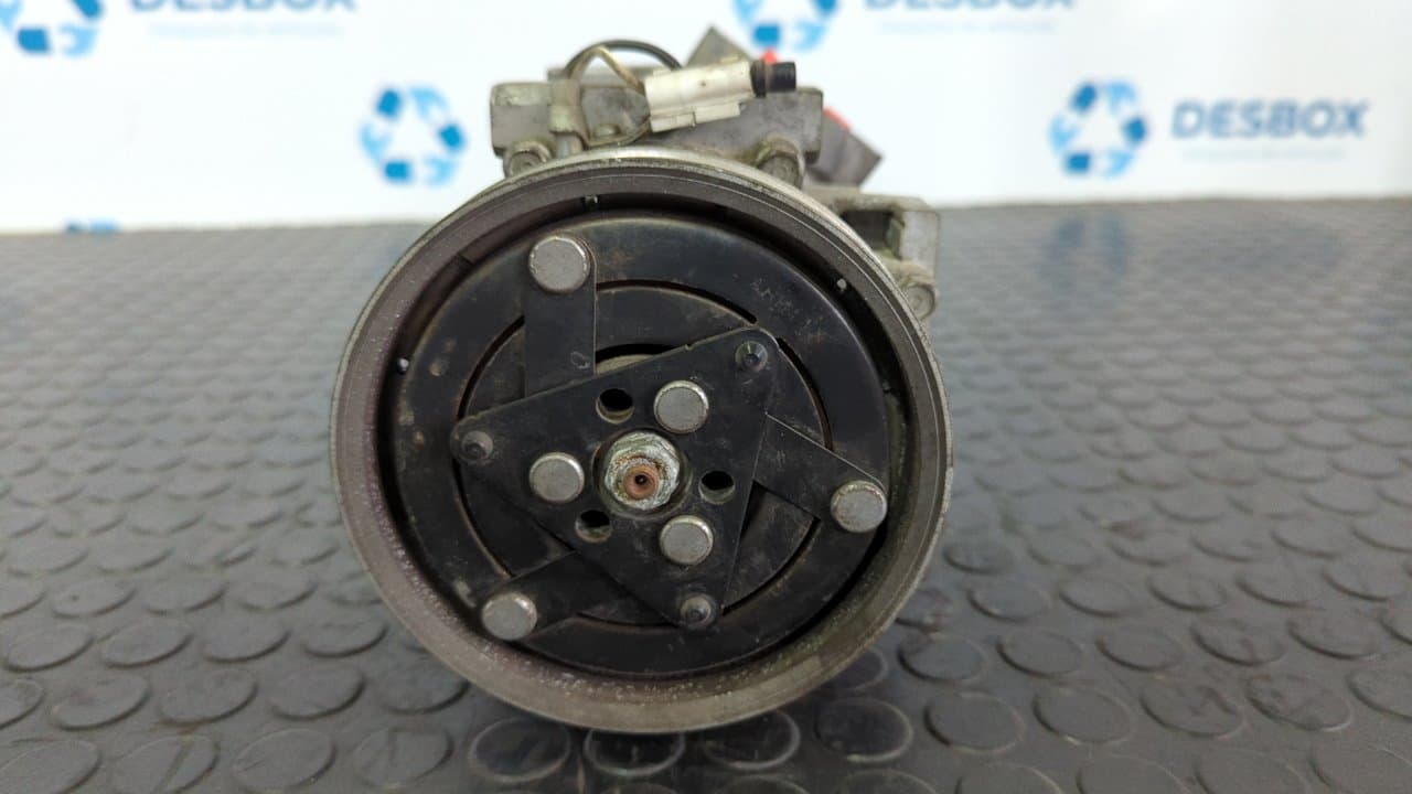 Recambio de COMPRESOR AIRE ACONDICIONADO para DACIA SANDERO K7M710 referencia OEM IAM 8200866443 - ROJO 6