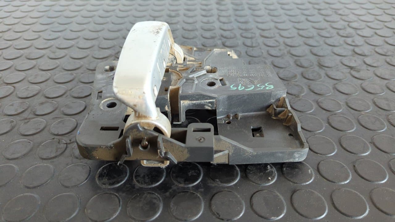 Recambio de MANETA INTERIOR TRASERA IZQUIERDA para PEUGEOT PARTNER KOMBI Premium 9HZDV6TED4 referencia OEM IAM 9682100777 - BLANCO 2