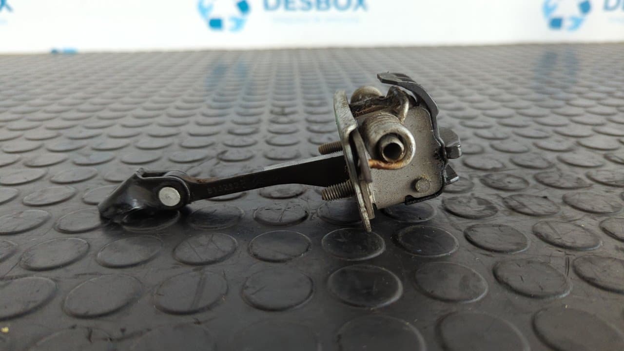 Recambio de RETENEDOR PUERTA IZQUIERDA  para PEUGEOT PARTNER KOMBI Premium 9HZDV6TED4 referencia OEM IAM 813292 - BLANCO 4