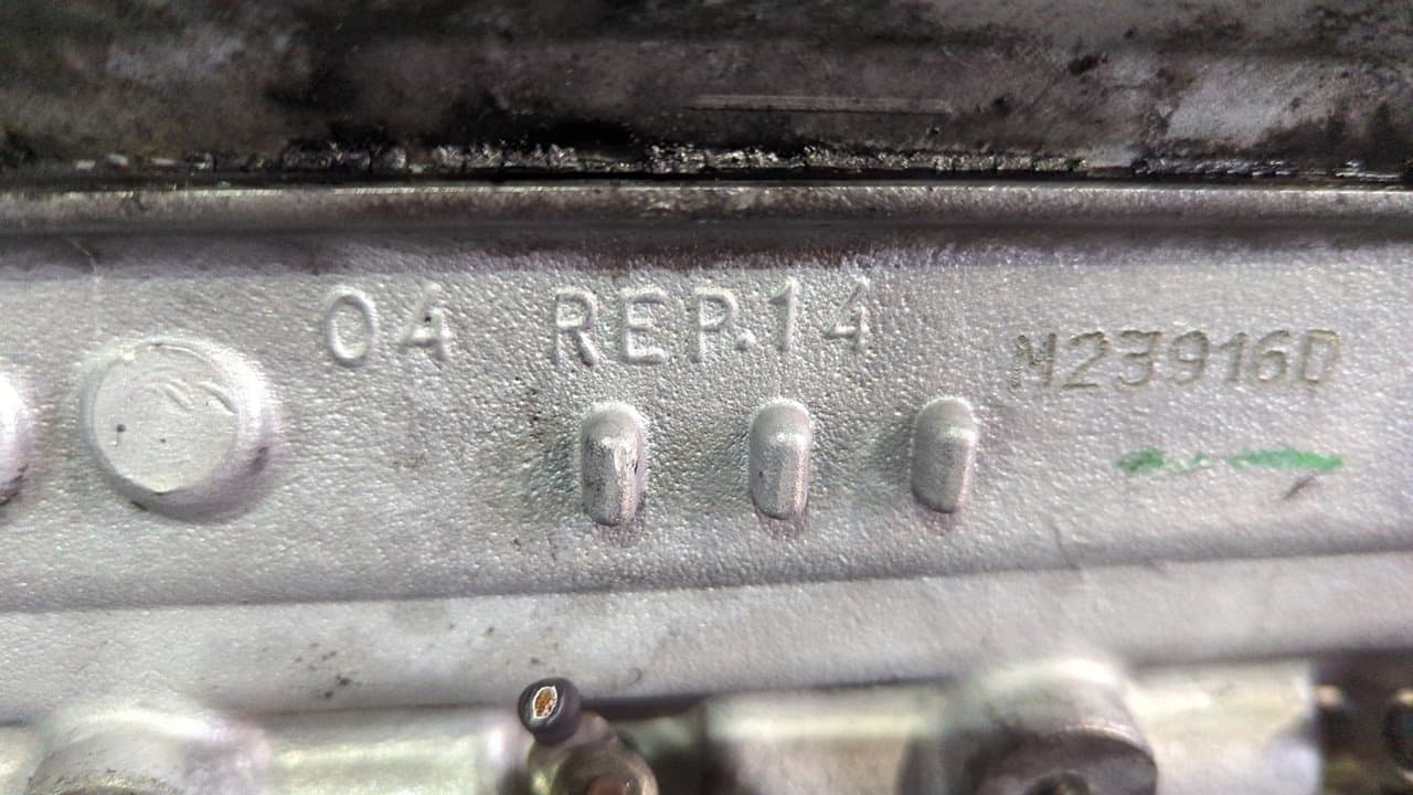 Recambio de CULATA para PEUGEOT 407 RHRDW10BTED4 referencia OEM IAM 9641752610 - PLATA 8