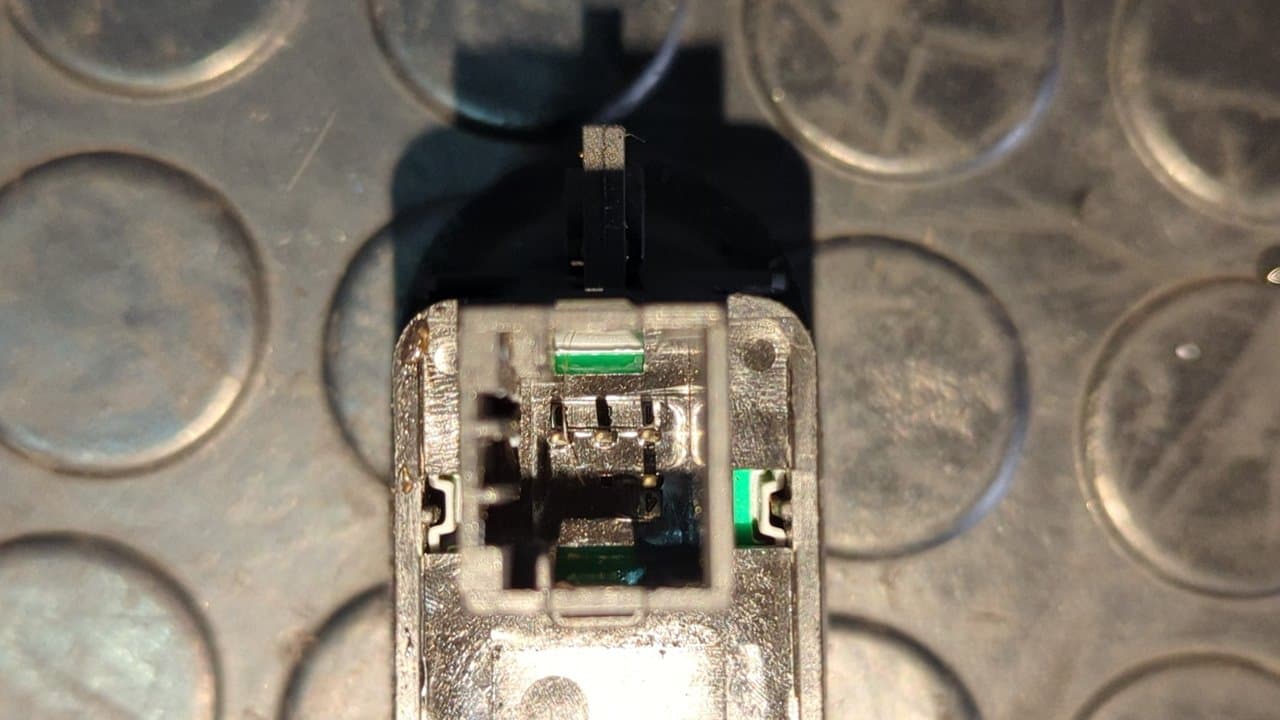 Recambio de MANDO ELEVALUNAS DELANTERO IZQUIERDO para CITROEN C3 1.4 SX Plus KFVTU3JP referencia OEM IAM 96401469XT 3
