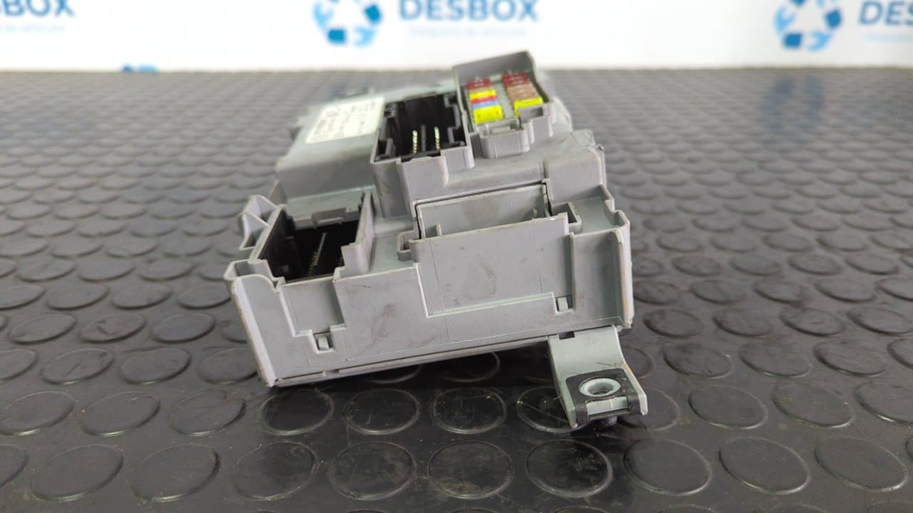 Recambio de CAJA RELES / FUSIBLES para FIAT DOBLO CARGO Basis Kasten 199A3000 referencia OEM IAM 00518855300 - BLANCO 5