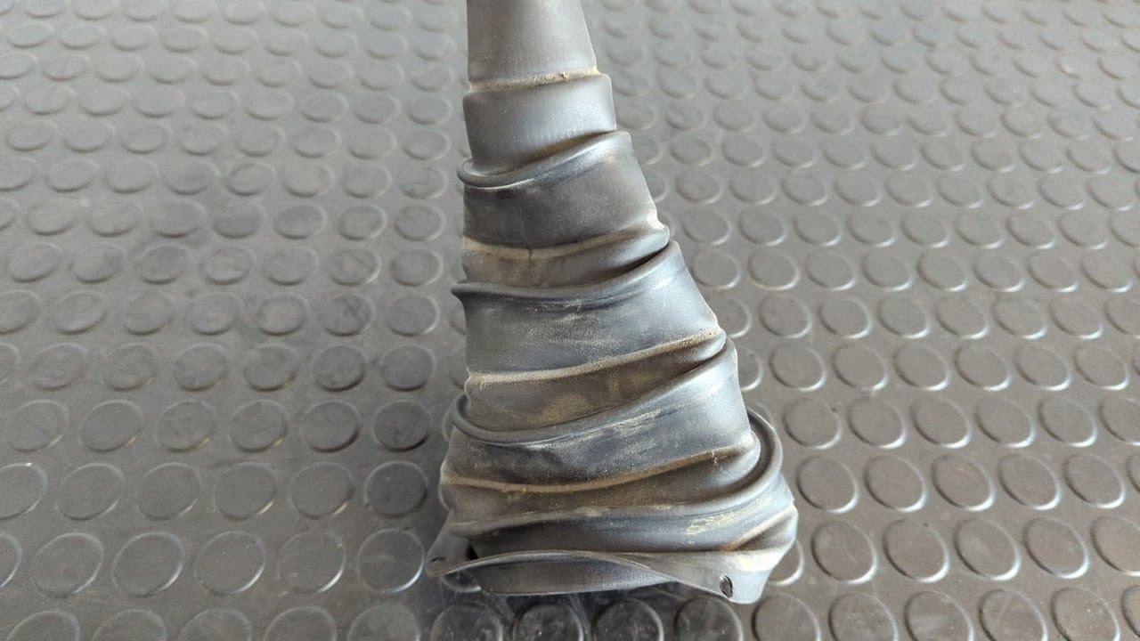 Recambio de GUARNECIDOS PALANCA CAMBIO para AUDI TT (8N3/8N9) 1.8 T Coupe (132kW) AJQ referencia OEM IAM 8N0711115 - GRIS 2