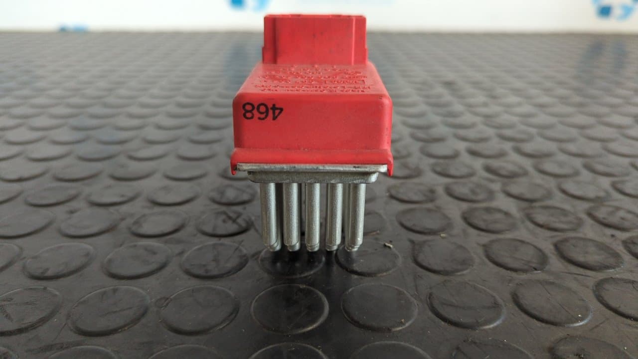 Recambio de RESISTENCIA CALEFACCION para AUDI TT (8N3/8N9) 1.8 T Coupe (132kW) AJQ referencia OEM IAM 1J0907521 - GRIS 4