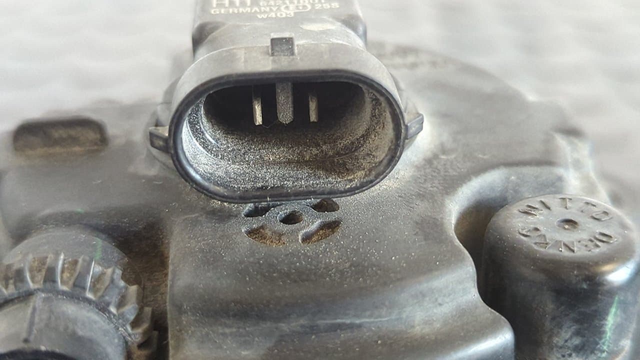 Recambio de FARO ANTINIEBLA IZQUIERDO para AUDI TT (8N3/8N9) 1.8 T Coupe (132kW) AJQ referencia OEM IAM 89210094 - GRIS 5