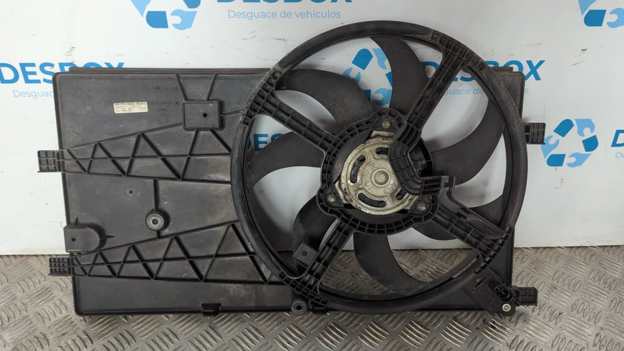 Recambio de ELECTROVENTILADOR para FIAT FIORINO 1.3 16V M-Jet CAT 199A2000 referencia OEM IAM 51780703 - BLANCO