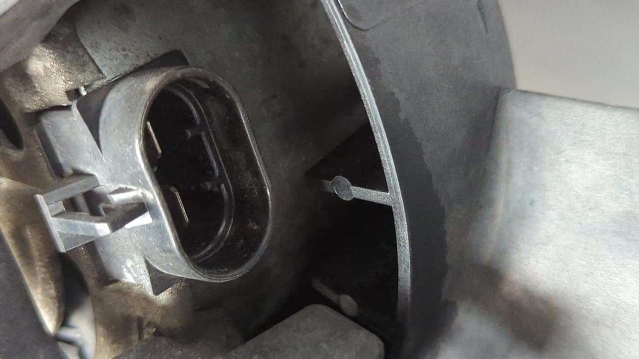 Recambio de ELECTROVENTILADOR para FIAT FIORINO 1.3 16V M-Jet CAT 199A2000 referencia OEM IAM 51780703 - BLANCO 3