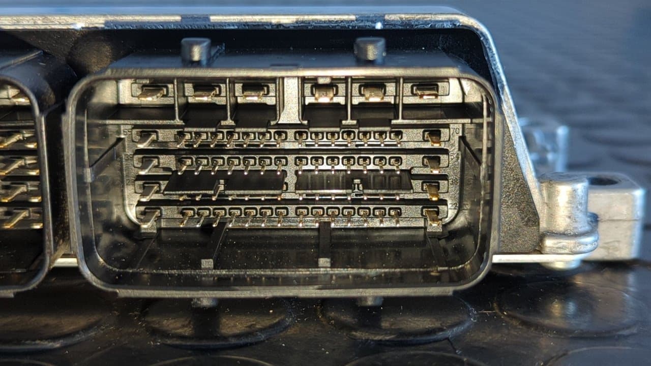 Recambio de CENTRALITA MOTOR UCE para CITROEN E-C4 ZK01 referencia OEM IAM 9845426480 - AZUL 5
