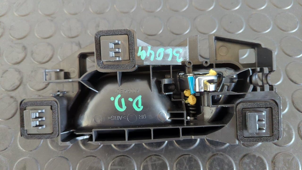 Recambio de MANETA INTERIOR DELANTERA DERECHA para CITROEN E-C4 100KW SHINE ZK01 referencia OEM IAM 98201552W  - AZUL 5