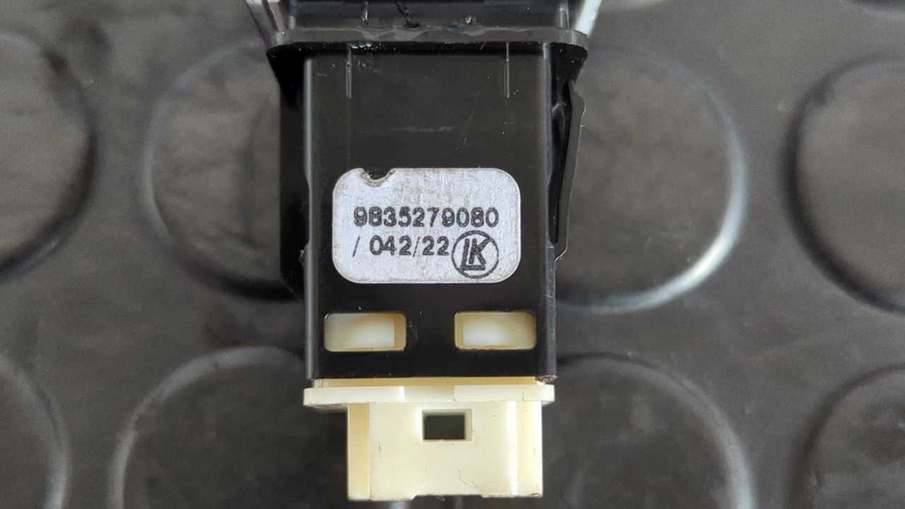 Recambio de INTERRUPTOR para CITROEN E-C4 100KW SHINE ZK01 referencia OEM IAM 9830745880 - AZUL 2