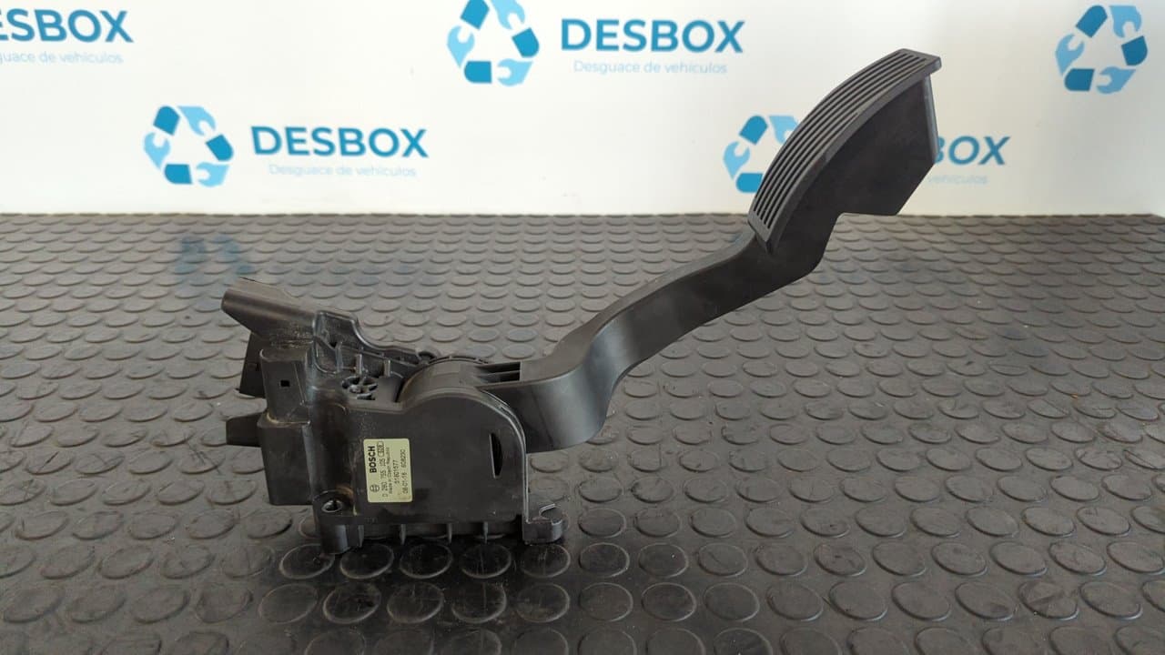 Recambio de POTENCIOMETRO PEDAL para FIAT FIORINO 1.3 16V M-Jet CAT 199A2000 referencia OEM IAM 51801577 - BLANCO 3