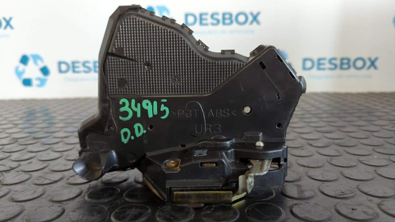 Recambio de CERRADURA PUERTA DELANTERA DERECHA para TOYOTA AVENSIS BERLINA (T25) 2.2 D-CAT 2AD-FHV referencia OEM IAM 6903002162  - NEGRO 2