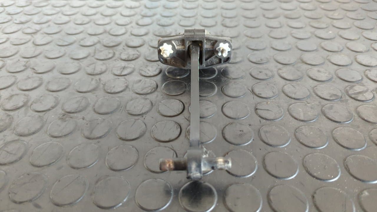 Recambio de RETENEDOR PUERTA IZQUIERDA  para VOLKSWAGEN GOLF IV BERLINA (1J1) 25 Aniversario 1J referencia OEM IAM ES05 - AZUL 3