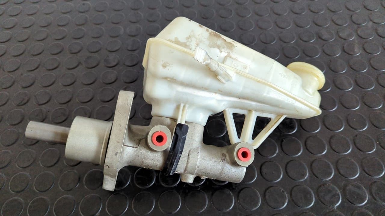 Recambio de BOMBA FRENO para FIAT SCUDO FURGÓN (272) 10 Business  L1H1 90 Multijet 9HU referencia OEM IAM  1498225080 - BLANCO 6