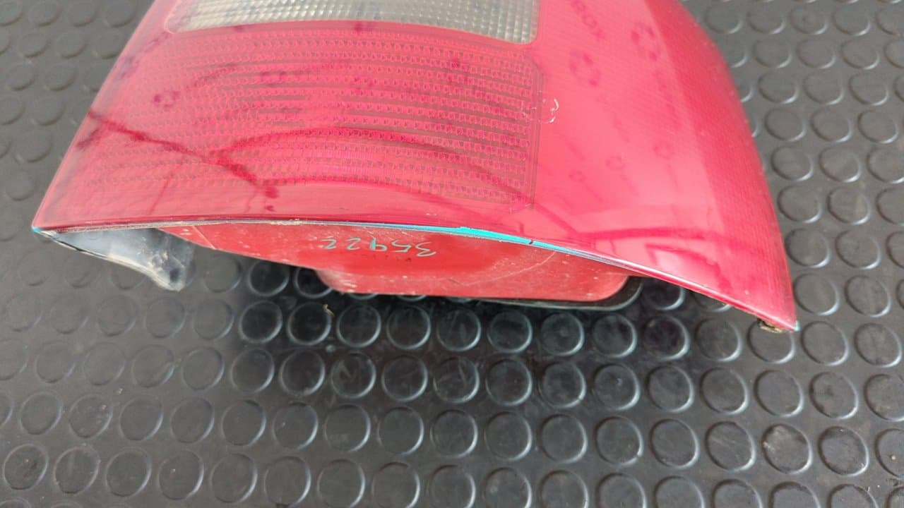 Recambio de PILOTO TRASERO DERECHO para AUDI A6 AVANT (4B5) 2.5 TDI AFB referencia OEM IAM 154461908RB - AZUL 6