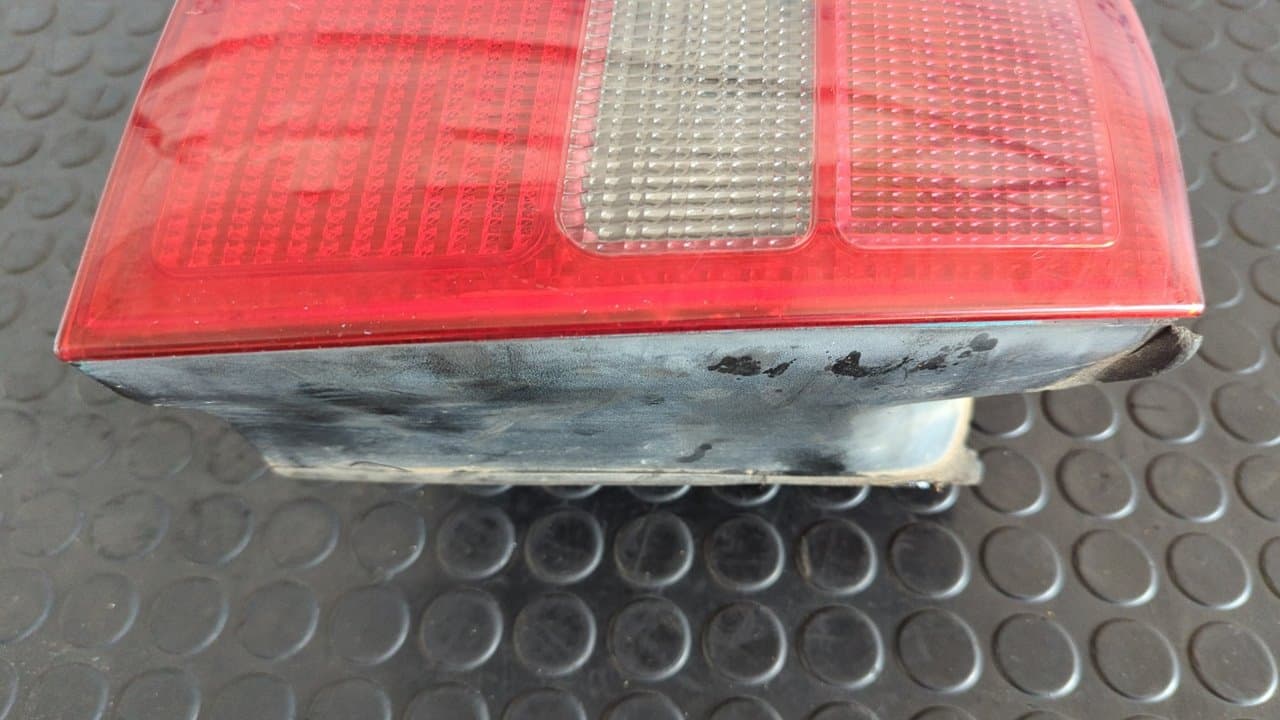 Recambio de PILOTO TRASERO IZQUIERDO para AUDI A6 AVANT (4B5) 2.5 TDI AFB - AZUL 6