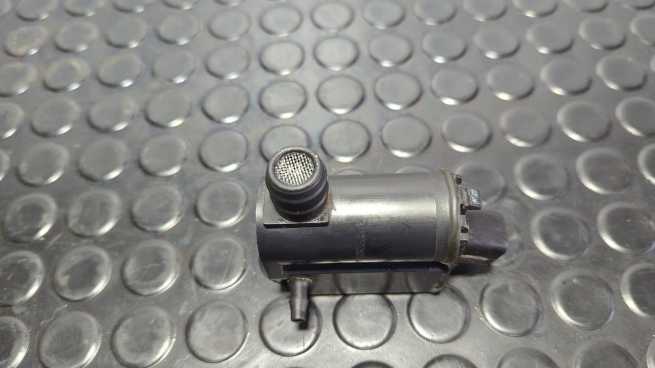 Recambio de BOMBA LIMPIA para KIA SORENTO 2.5 CRDi Active D4CB referencia OEM IAM 985103E000 - GRIS 7