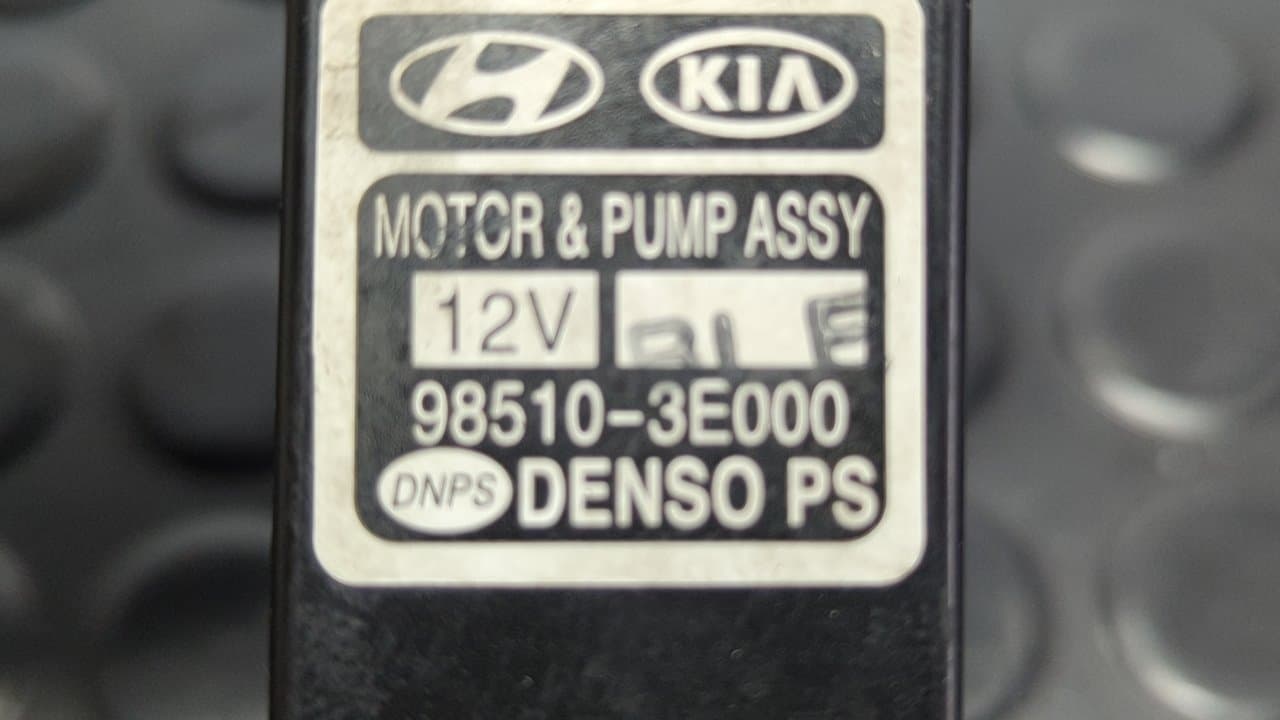 Recambio de BOMBA LIMPIA para KIA SORENTO 2.5 CRDi Active D4CB referencia OEM IAM 985103E000 - GRIS 6