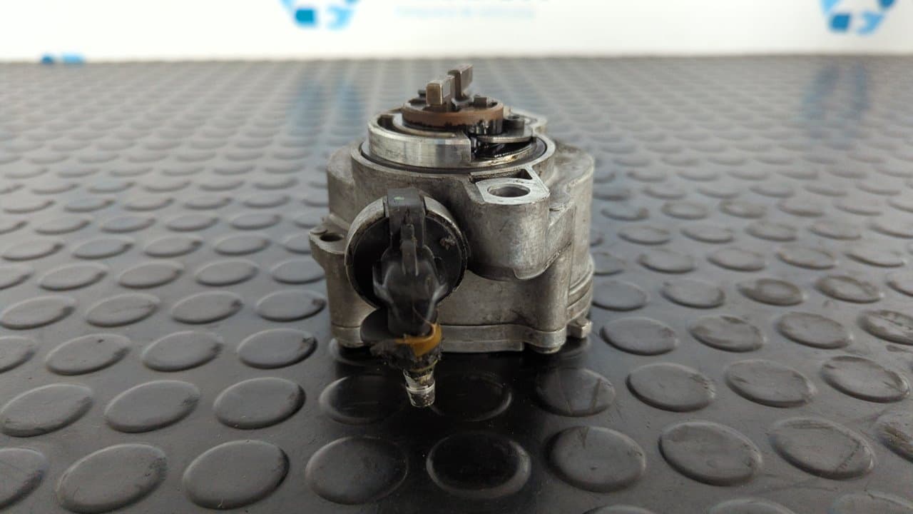 Recambio de DEPRESOR FRENO / BOMBA VACIO para PEUGEOT PARTNER KOMBI Premium 9HZDV6TED4 referencia OEM IAM D1561A - BLANCO 2