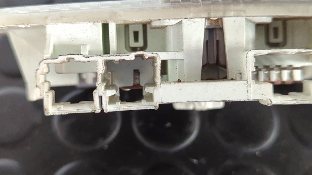 Recambio de LUZ INTERIOR para FIAT SCUDO FURGÓN (272) 10 Business  L1H1 90 Multijet 9HU referencia OEM IAM 9680717080 - BLANCO 4