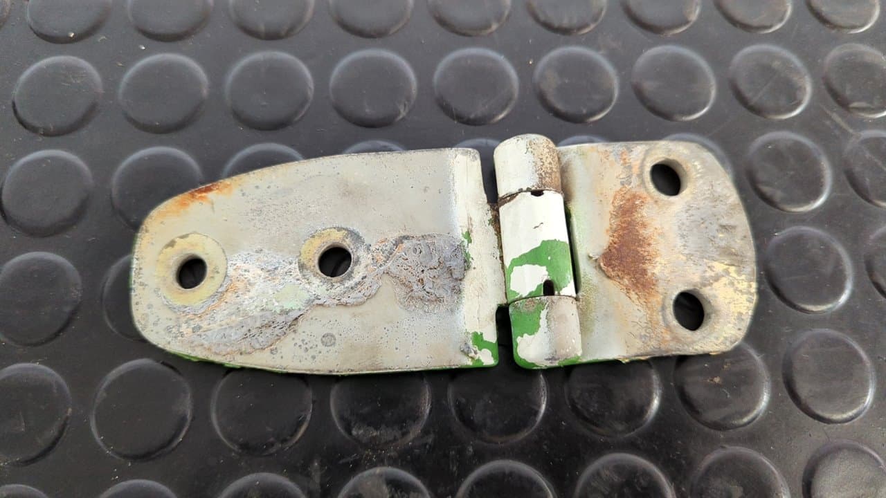 Recambio de BISAGRAS PUERTA DELANTERA DERECHA para SUZUKI SAMURAI (SJ) F10A - VERDE 2