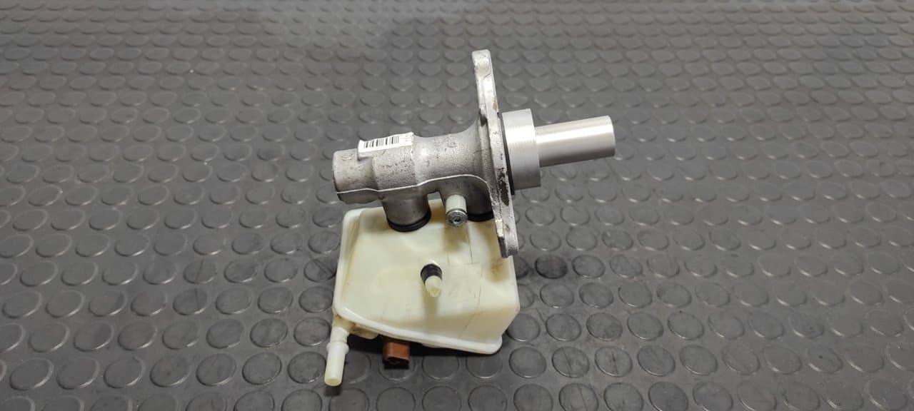 Recambio de BOMBA FRENO para CITROEN BERLINGO CUADRO 1.6 16V HDi 9HXDV6ATED4 referencia OEM IAM  9654002180 - BLANCO 2