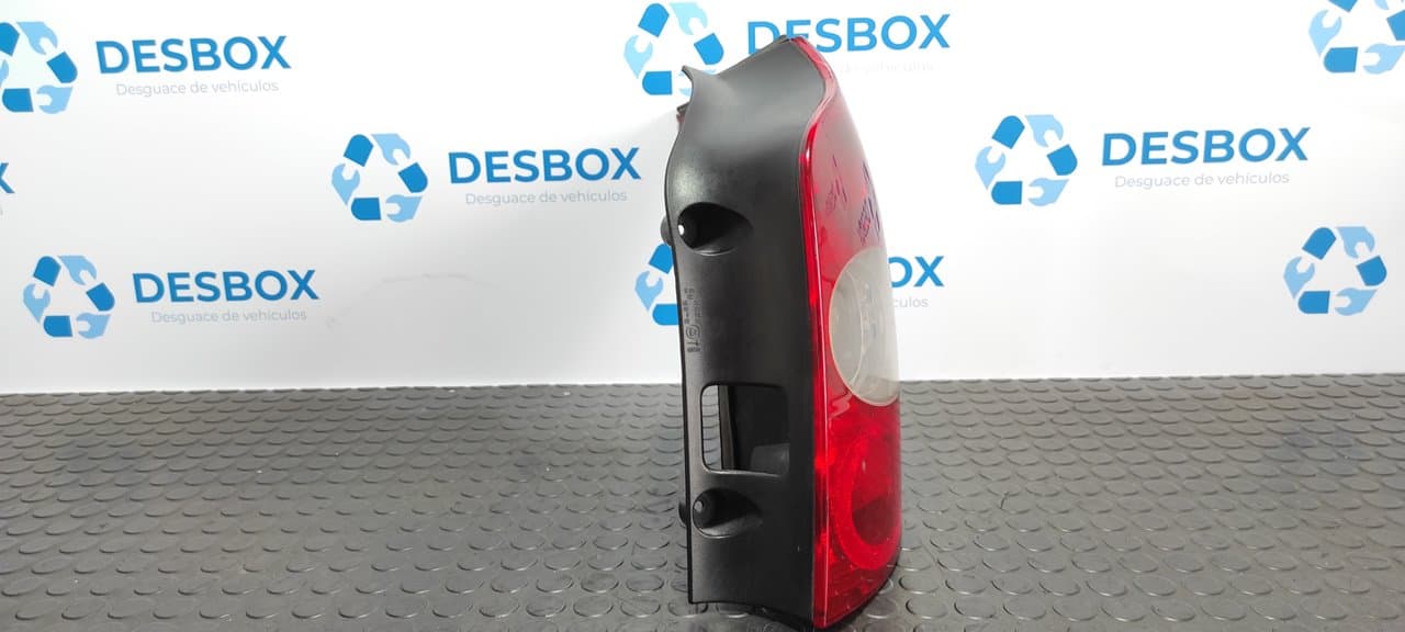 Recambio de PILOTO TRASERO DERECHO para RENAULT LAGUNA II GRANDTOUR (KG0) Dynamique F9Q750 referencia OEM IAM  8000002472 - GRIS 5