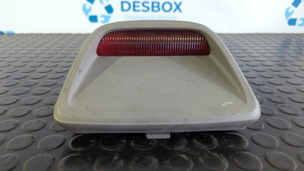 Recambio de LUZ CENTRAL DE FRENO para NISSAN PRIMERA BERLINA (P11) referencia OEM IAM 286510