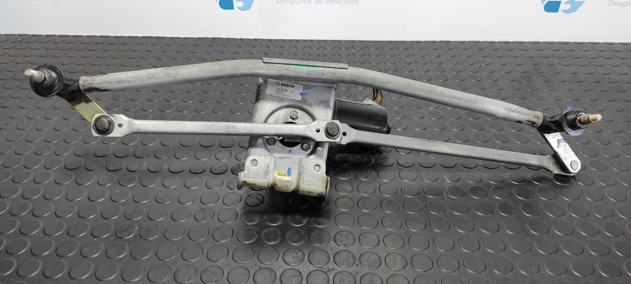 Recambio de MOTOR LIMPIA DELANTERO para MERCEDES-BENZ SPRINTER 02.00 -> COMBI 213  CDI   (902.671-672) 611981 referencia OEM IAM 0390241345 - BLANCO 6