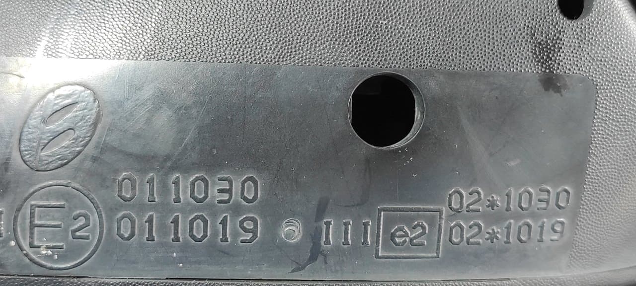 Recambio de RETROVISOR DERECHO para CITROEN C3 1.4 SX Plus KFVTU3JP referencia OEM IAM 0110330 7