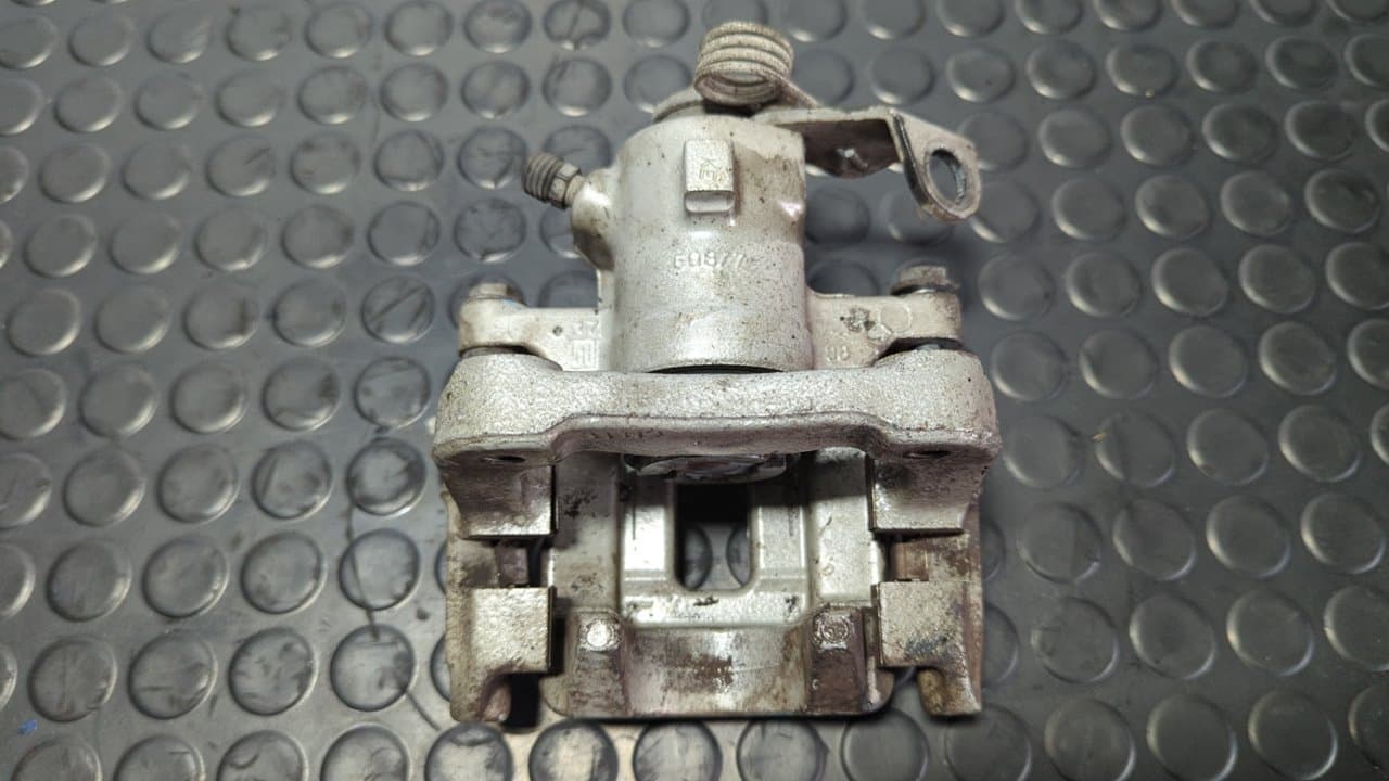 Recambio de PINZA DE FRENO TRASERA DERECHA para AUDI TT (8N3/8N9) 1.8 T Coupe (132kW) AJQ referencia OEM IAM 608/7 - GRIS 3