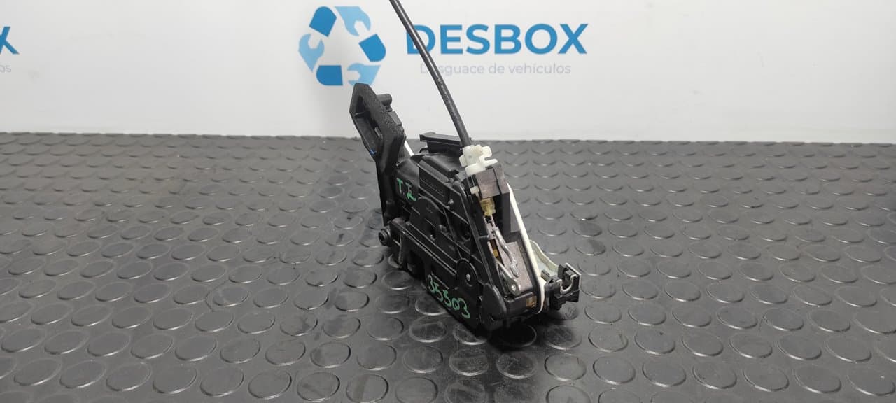 Recambio de CERRADURA PUERTA TRASERA IZQUIERDA para VOLKSWAGEN POLO BERLINA (6N1) Air APQ referencia OEM IAM  5K4839015 - BLANCO 5