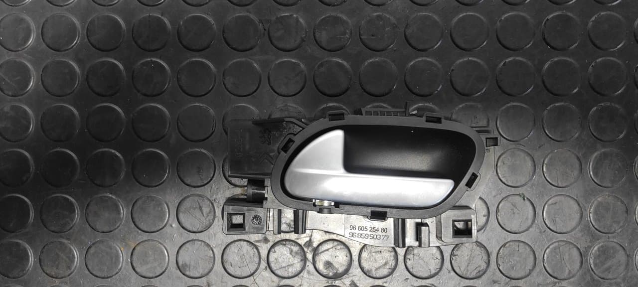 Recambio de MANETA INTERIOR DELANTERA IZQUIERDA para CITROEN C5 BERLINA Business 6FYEW7A referencia OEM IAM 9660525480 - GRIS 3