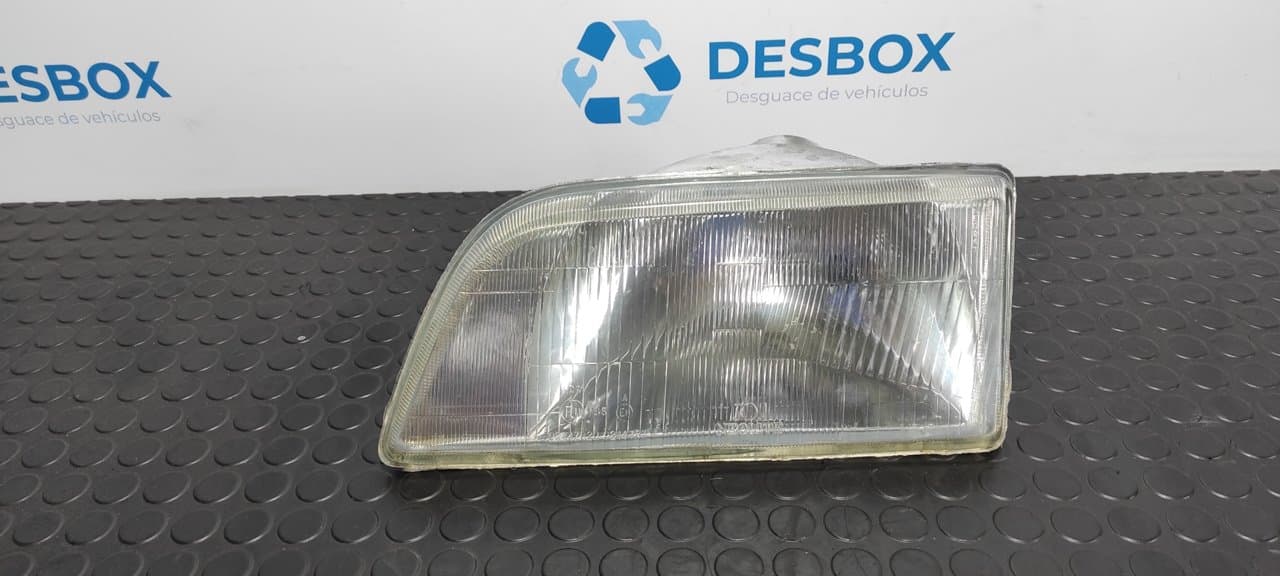 Recambio de FARO IZQUIERDO para CITROEN AX First D K9ATUD3 referencia OEM IAM 02447R20 - BLANCO