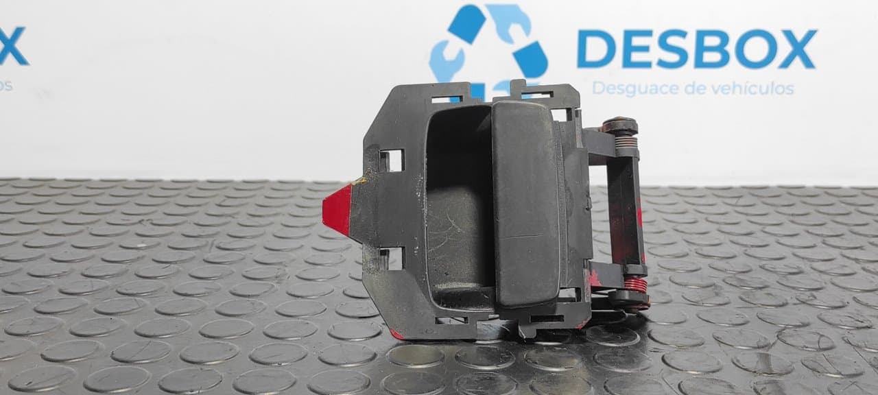 Recambio de MANETA INTERIOR TRASERA DERECHA para VOLKSWAGEN T4 TRANSPORTER/FURGONETA (MOD. 1991) 1.9 Diesel (1X) 1X referencia OEM IAM 705829309 - ROJO