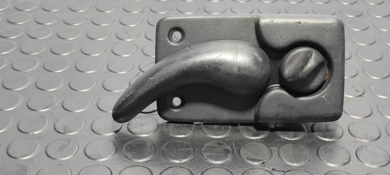 Recambio de MANETA INTERIOR TRASERA DERECHA para NISSAN INTERSTAR MOD. 04 (X70) 2.5 dCi Diesel CAT G9UA7 referencia OEM IAM 7700352 - BLANCO 2